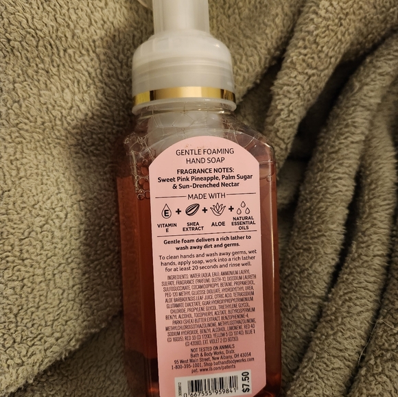 Bath & Body Works Pink Pineapple Sunrise 8.75 - Picture 4 of 4